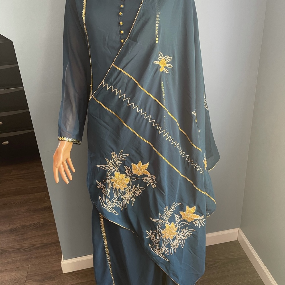 Indianoutfits - Picture 4 of 4